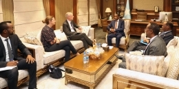 Nick Dyer visits Somalia, announces further UK funding.