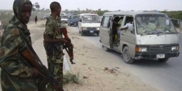 Gunmen open fire on a car in Somalia, five injured