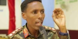 Somalia army chief escapes car bomb; senior commander killed