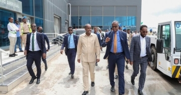 Roble leaves for Jubaland on his first visit as PM