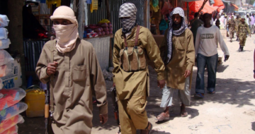Sidee Al-Shabaab ku heshay dhaqaalaha xoogga leh?
