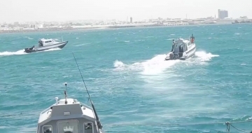 Shooting off Somalia coast injures maritime soldiers 