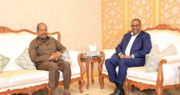 Somali President holds a meeting with the heads of Puntland state
