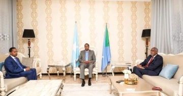 Ethiopian ambassador holds talks with Somali leaders
