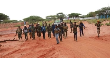Moderate Islamist group abandons last stronghold in Somalia 