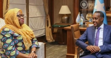 Top UN official visits Somalia amid election crisis