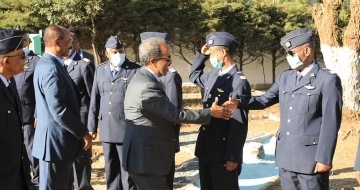 Somali president visits air force cadets training in Eritrea