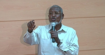 We will not lay down arms as Farmajo remains in power - Senator
