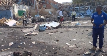 At least 8 killed in car bomb targeting UN staff in Somalia