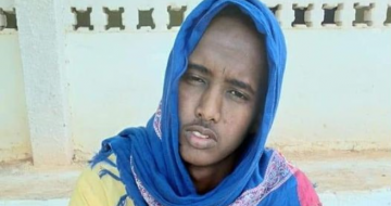A militant makes a surprise move; surrendering in Somalia 