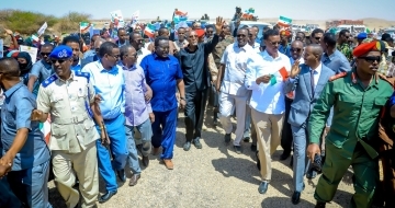 Somaliland leader visits disputed city in northern Somalia