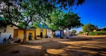 Al-Shabaab encircles key Somali town after taking villages