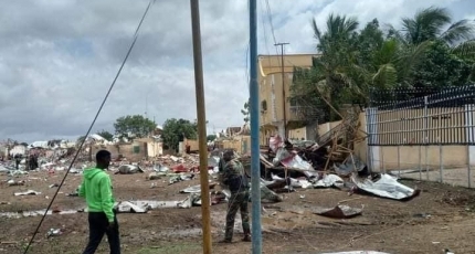 A huge car bombing hits hotel in Somalia