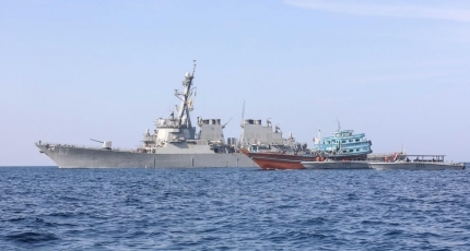US Navy intercepts a smuggling vessel carrying 40 tonnes of fertilizer
