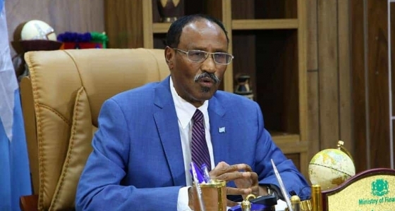 Somalia’s finance minister declines to be questioned over corruption