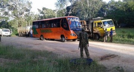 Al Shabab militants claim attack on Kenya bus that killed 7, including Two Police officers