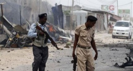 Somalia seaport Official escapes Car bomb blast in Mogadishu