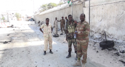 Al shabab Militants attack Somali presidential palace, fought off by troops